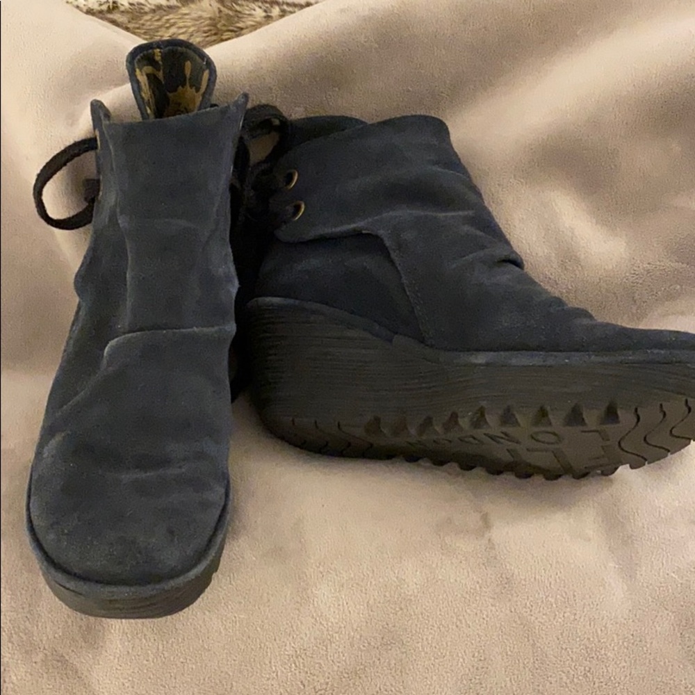 Fly London blue suede lace up wedge booties sz 38